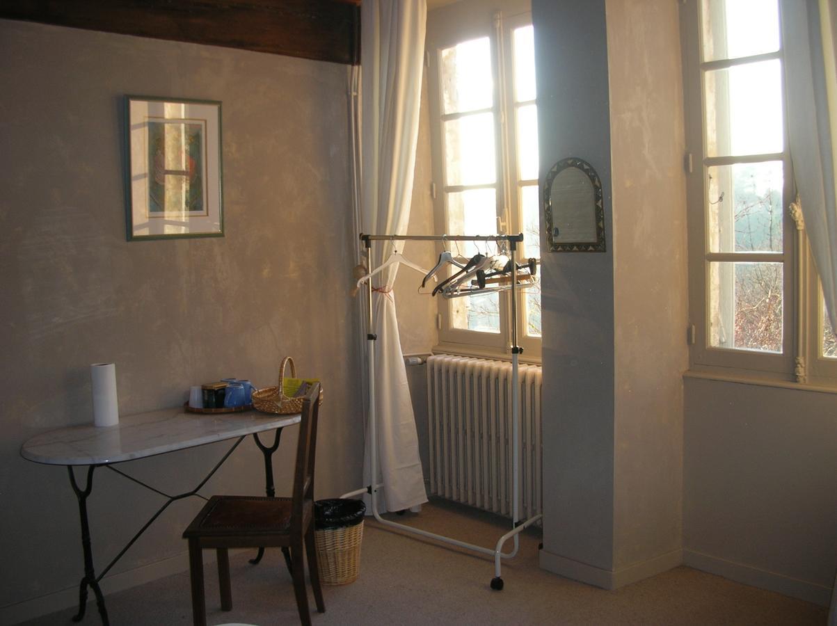 Vouvant B&B "Les Remparts" חדר תמונה