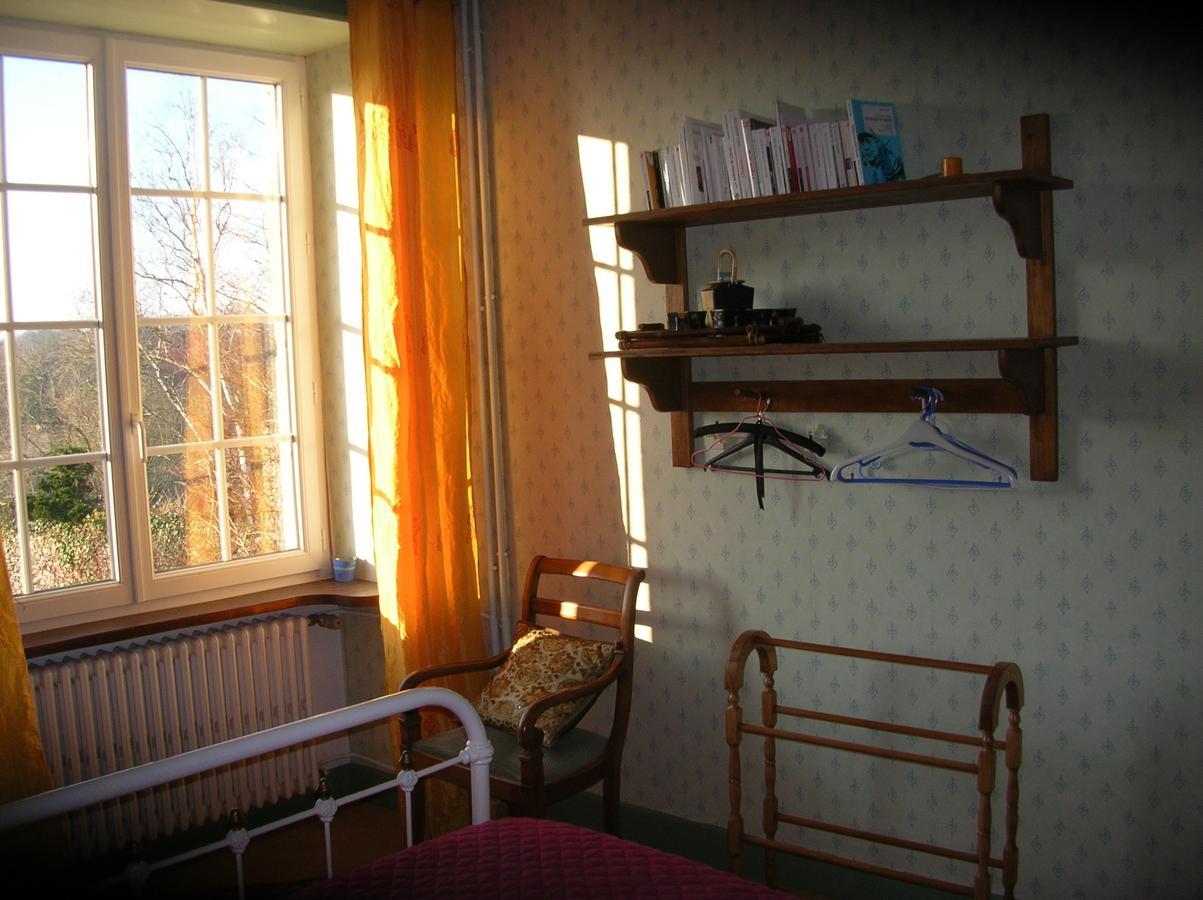 Vouvant B&B "Les Remparts" חדר תמונה