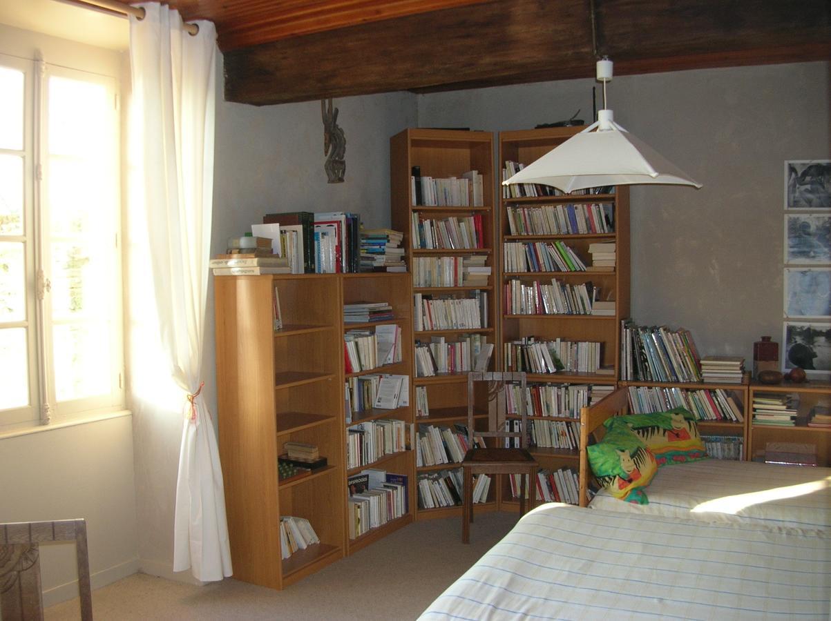 Vouvant B&B "Les Remparts" חדר תמונה